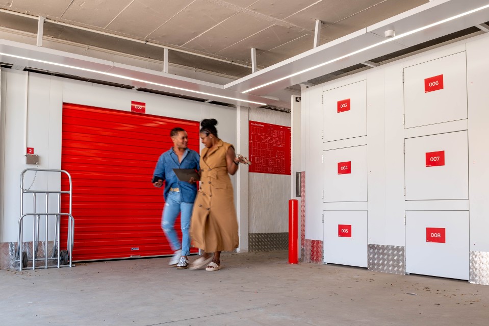 Self Storage 1 Two ladies walking at a flexistore facility